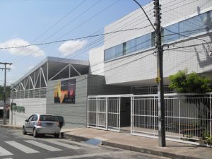 Fachada do Pro Campus Criança - acesso da Rua Firmino Pires