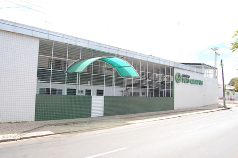 Fachada do Pro Campus Criança - acesso da Av. Joaquim Ribeiro